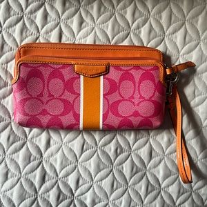 Coach wallet clutch